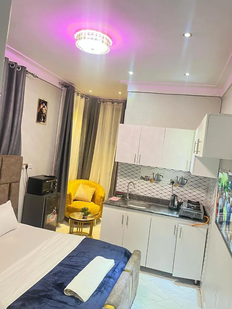 Cia Luxe Stays Kampala Apartment